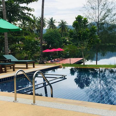 Khao Lak Golden Coconut Resort Exterior foto