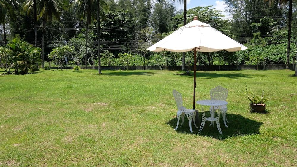 Khao Lak Golden Coconut Resort Exterior foto