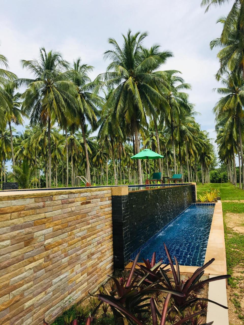 Khao Lak Golden Coconut Resort Exterior foto